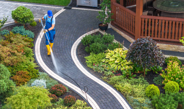 Why Choose Our Certified Pressure Washing Experts for Your Project Needs in Evergreen Park, IL?